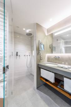 Hotel Castel - Badezimmer Nr. 403